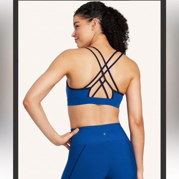 Peloton New Strappy Pop Cadent Bra - Picture 4 of 9